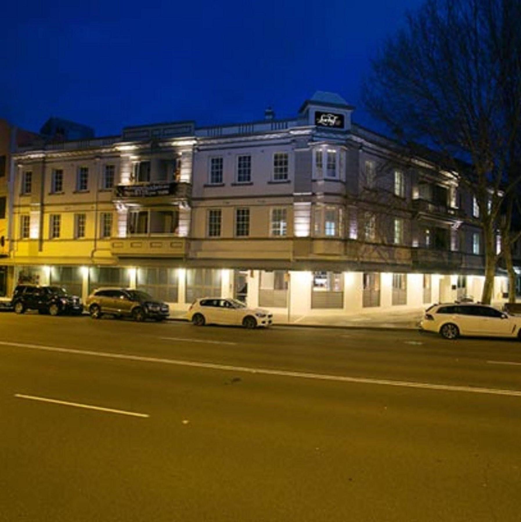 The Lucky Hotel Newcastle Bagian luar foto